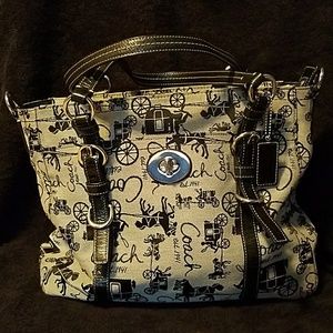 Vintage Coach bag. Excellent condition.